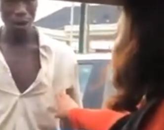 Nigerian lady seen sexually harassing an onion seller