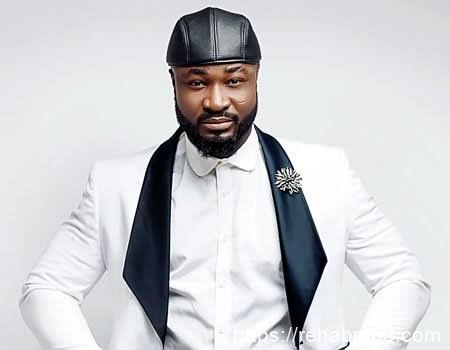 Harrysong discourages young men from marrying women that spend a lot of time on social media.